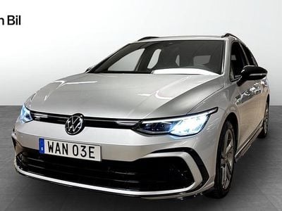 Silver Begagnad 2022 VW Golf VIII R-line Kombi | 294 800 kr (Dyr)