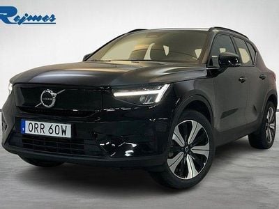 Begagnad Volvo XC40 Core 185 kW (252 HK) 2023 Svart SUV