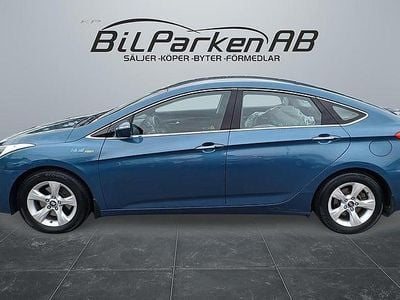 Begagnad Hyundai i40 136 HK (100 kW) 2011 Blå Sedan