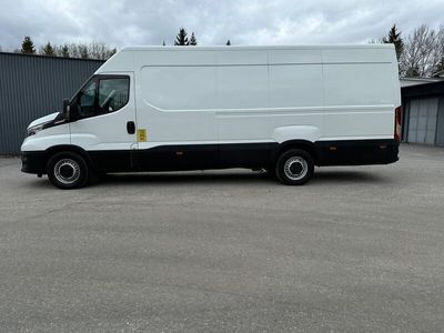 begagnad Iveco Daily XXL L4H2 2.3 JTD Hi-Matic 156hk VÄRMARE 1-ÄGARE