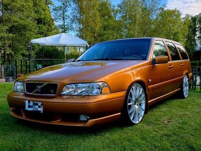 435, saffron pearl Begagnad 1998 Volvo V70 Kombi | 209 000 kr