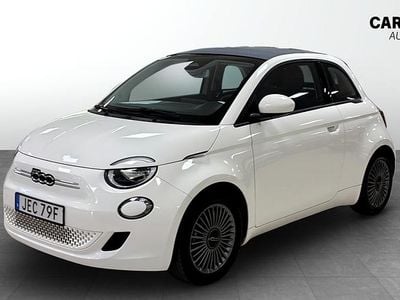 Begagnad Fiat 500e Icon 86 kW (118 HK) 2022 Vit Cab