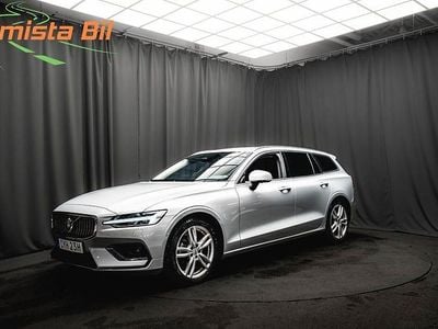 Silver Begagnad 2022 Volvo V60 Inscription Kombi | 369 800 kr (Marknadspris)