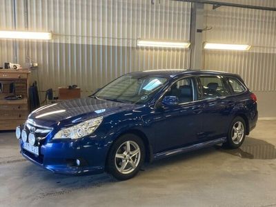 begagnad Subaru Legacy Wagon 2.5 4WD Lineartronic Euro 5