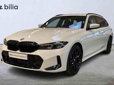 Vit Begagnad 2025 BMW 330e Shadowline Kombi | 558 900 kr