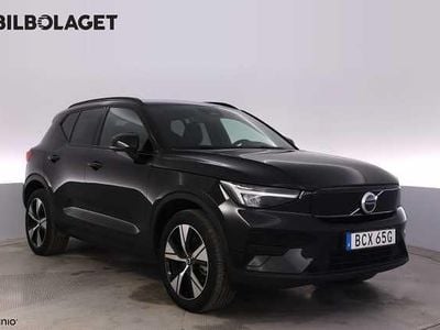 Svart Begagnad 2022 Volvo XC40 Core SUV | 344 800 kr