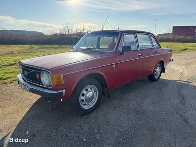 Begagnad Volvo 144 82 HK (60 kW) 1973 Röd Sedan