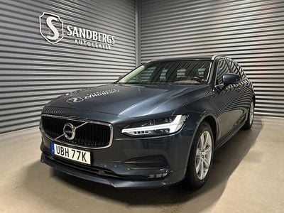 Blå Begagnad 2020 Volvo V90 Momentum Kombi | 204 500 kr (Bra pris)