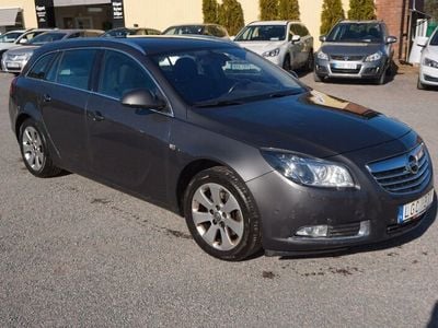 Begagnad Opel Insignia 180 HK (132 kW) 2011 Grå Kombi