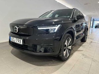 Svart Begagnad 2022 Volvo XC40 Core SUV | 339 500 kr (Superpris)