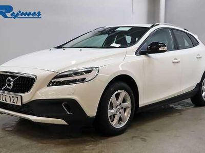 Ice vit Begagnad 2017 Volvo V40 CC Business Edition Kombi | 219 800 kr (Lite dyr)