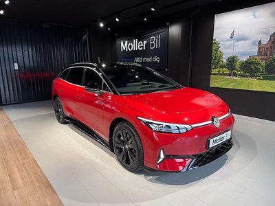 Röd Begagnad 2025 VW ID.7 GTX Kombi | 690 000 kr