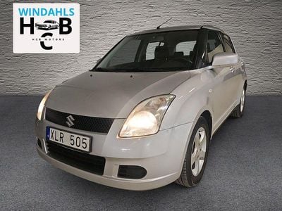 Begagnad Suzuki Swift 94 HK (69 kW) 2005 Silver Halvkombi