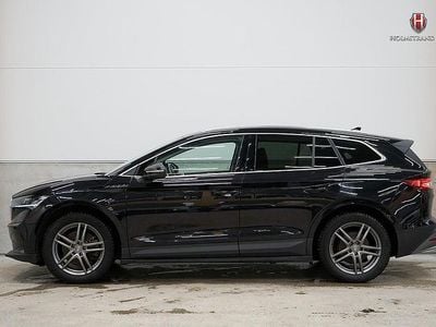 Svart Begagnad 2023 Skoda Enyaq iV SUV | 369 900 kr (Bra pris)