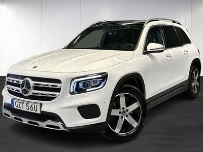 Mercedes GLB220