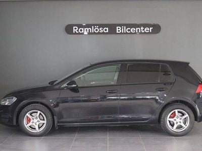 Begagnad VW Golf VII Style 105 HK (77 kW) 2012 Svart Halvkombi