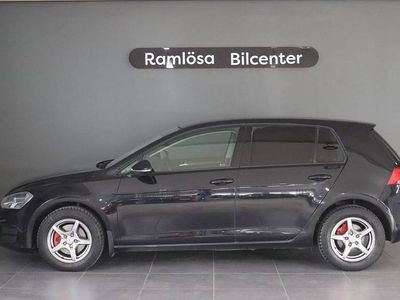 Svart Begagnad 2012 VW Golf VII Style Halvkombi | 74 900 kr (Lite dyr)