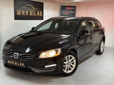 Svart Begagnad 2014 Volvo V60 Kinetic Kombi | 94 900 kr (Marknadspris)