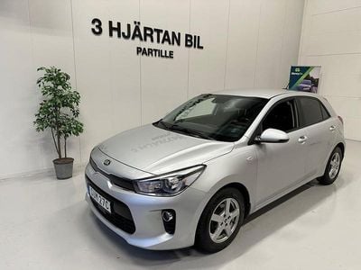 Begagnad Kia Rio 84 HK (61 kW) 2019 Grå Halvkombi