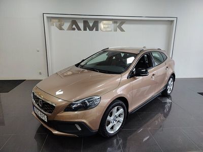 begagnad Volvo V40 CC D3 Geartronic Summum Euro 5