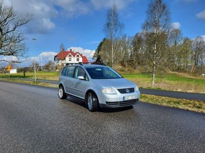 begagnad VW Touran 2.0 FSI Euro 4