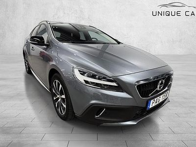 Begagnad Volvo V40 Momentum 150 HK (110 kW) 2019 Grå Halvkombi