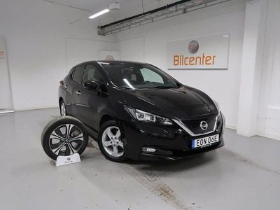 Begagnad Nissan Leaf 360º 110 kW (150 HK) 2021 Svart Halvkombi