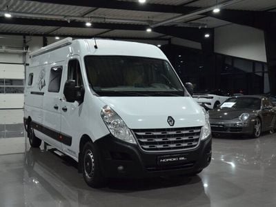 Vit Begagnad 2012 Renault Master Van | 349 900 kr