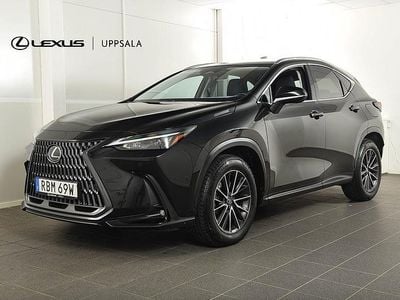 Begagnad Lexus NX450h+ Business Edition 306 HK (225 kW) 2024 Svart (svartmetallic) SUV