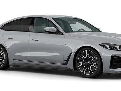 Grå Ny 2025 BMW i4 Comfort Edition Sedan | 692 600 kr (Marknadspris)