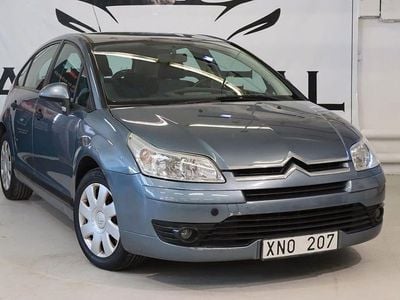 Begagnad Citroën C4 109 HK (80 kW) 2006 Grå Halvkombi