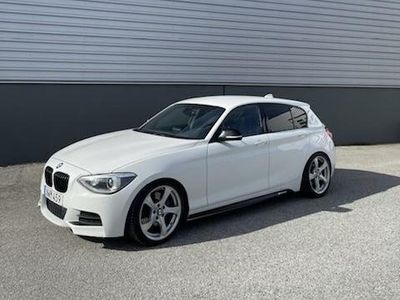 begagnad BMW M135 i xDrive 5-dörrars Steptronic Euro 6