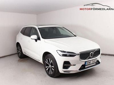 Begagnad Volvo XC60 Momentum 340 HK (250 kW) 2022 Vit SUV