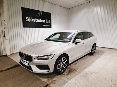 Begagnad Volvo V60 Momentum 150 HK (110 kW) 2018 Vit Kombi