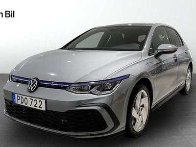 Begagnad VW Golf VIII GTE 150 HK (110 kW) 2023 Grå (moonstone grey) Kombi