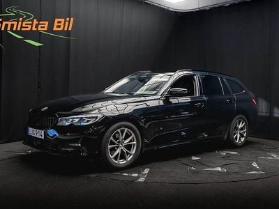 Svart Begagnad 2019 BMW 320 Shadowline Kombi | 268 900 kr (Marknadspris)