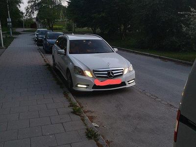 Mercedes E220