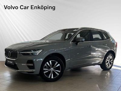 Grå Begagnad 2025 Volvo XC60 Core SUV | 519 900 kr (Marknadspris)