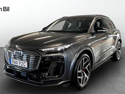 Begagnad Audi Q6 e-tron S-Line 285 kW (388 HK) 2024 Grå SUV