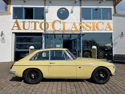 begagnad MG B GT 1800 Gran Turismo