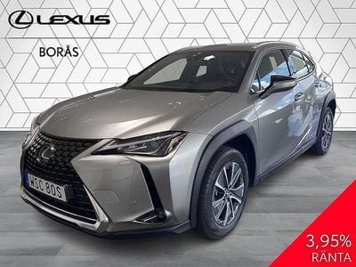 Ljusgrå (grå) Begagnad 2021 Lexus UX 300e SUV | 279 900 kr