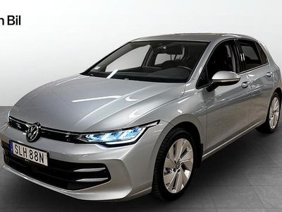 Begagnad VW Golf VIII Edition 150 HK (110 kW) 2024 Silver Halvkombi