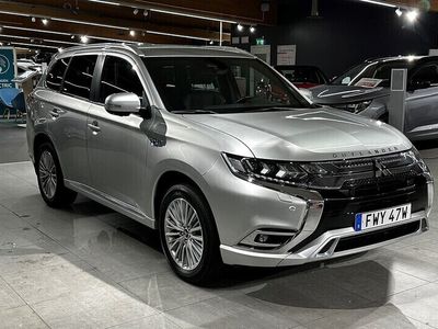 begagnad Mitsubishi Outlander P-HEV Business X MY20 4WD - Dragkrok 2020, SUV