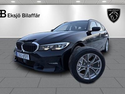Svart Begagnad 2021 BMW 330 Sport Line Kombi | 249 500 kr