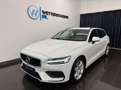 Vit Begagnad 2020 Volvo V60 Momentum Kombi | 214 900 kr (Bra pris)