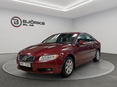 Röd Begagnad 2010 Volvo S80 Kinetic Sedan | 58 500 kr (Marknadspris)