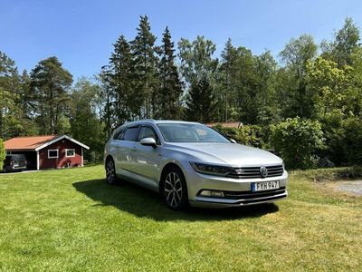 begagnad VW Passat Sportscombi 2.0 TDI SCR BlueMotion 4Motion