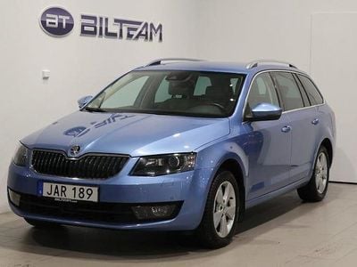 Begagnad Skoda Octavia Style 184 HK (135 kW) 2015 Blå Halvkombi