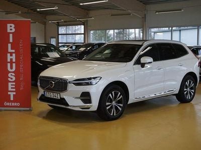 Begagnad Volvo XC60 Core 350 HK (257 kW) 2024 Vit SUV