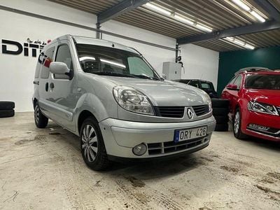 Grå Begagnad 2008 Renault Kangoo Minibuss | 99 500 kr